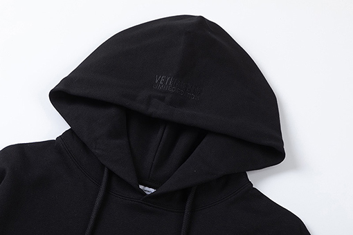 ヴェトモン パーカーコピー VETEMENTS HOODIE ロゴプリント　プリント フーディー