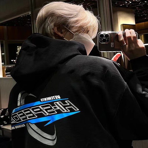 ヴェトモン パーカーVETEMENTS スーパーコピー fashion inc. プリント入り 裏起毛