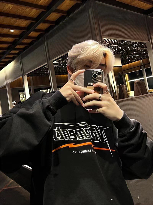 ヴェトモン パーカーVETEMENTS スーパーコピー fashion inc. プリント入り 裏起毛