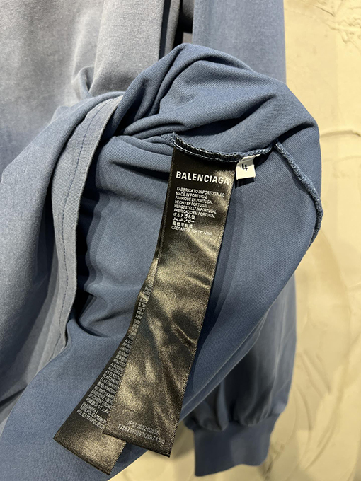 バレンシアガ長袖 Tシャツスーパーコピー BALENCIAGA   グラデーション柄のウォッシュ加工 刺繍ディテール ロングスリーブ オーバーサイズ
