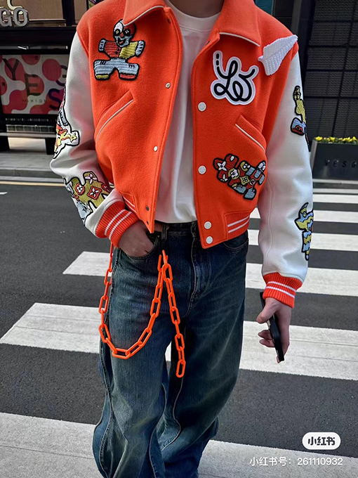 ルイヴィトン ジャケット スーパーコピー Louis Vuitton グラフィティ 刺繍ジャケット