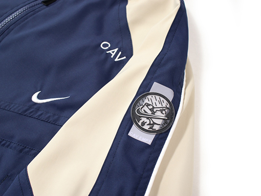コラボシリーズ✦NIKE xCAVEMPT ジャケット アウター