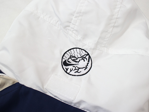 コラボシリーズ✦NIKE xCAVEMPT ジャケット アウター