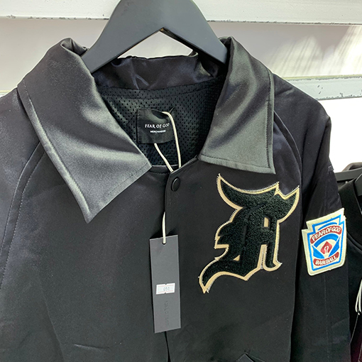 フィアオブゴッド ジャケット   FEAR OF GOD FOG 第五シーズン バッジデザイン