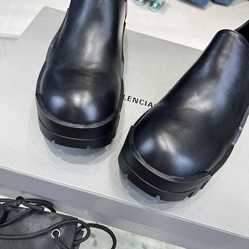 バレンシアガ ブーツ コピー balenciaga bulldozer シューズ