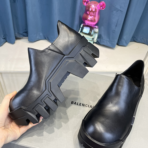 バレンシアガ ブーツ コピー balenciaga bulldozer シューズ