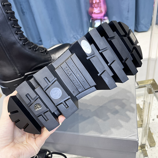 バレンシアガ ブーツ スーパーコピー balenciaga bulldozer シューズ