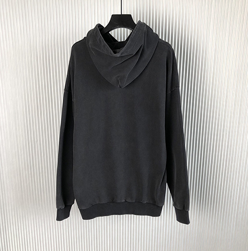 バレンシアガ  パーカー    BALENCIAG 袖に文字刺繍の入った380gの重厚なスウェットシャツ