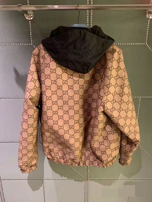 グッチ ジャケットスーパーコピー GUCCI ダブルGウェーブテープの両面着用可能なフードジャケット