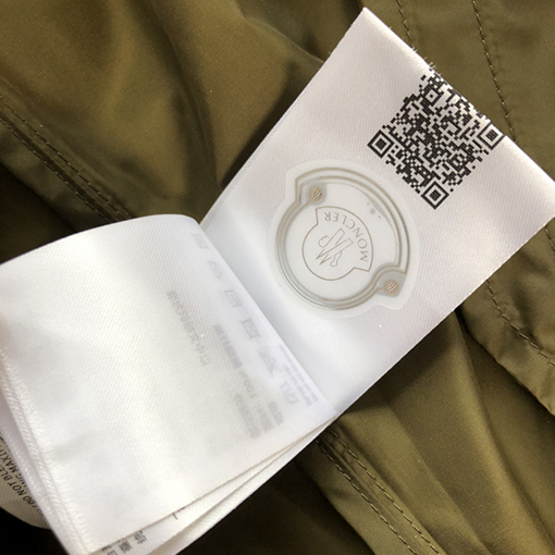モンクレールジャケットスーパーコピー  MONCLER   Bharaniシリーズのパイロットジャケット