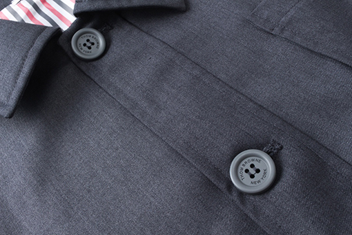 トムブラウン スーツ スーパーコピー THOM BROWNE 秋冬の新作スーツ