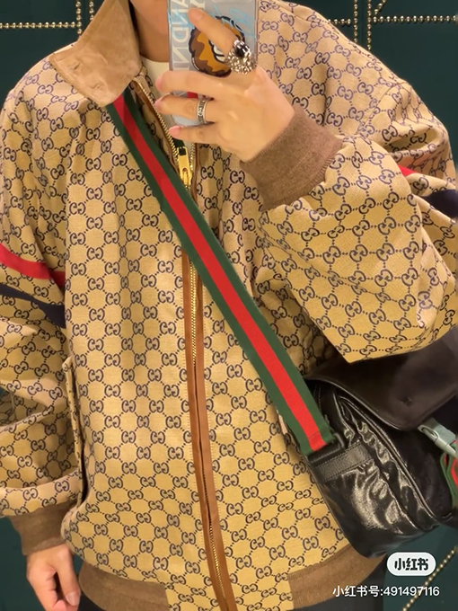 グッチ ジャケットスーパーコピー GUCCIダブルGジャカード·配色·ストライプジャケットコートとパッチワークストライプのジャケット