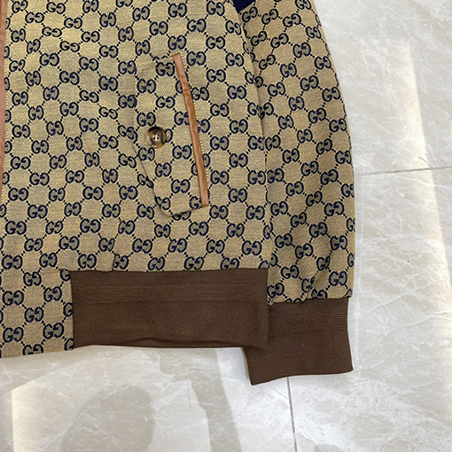 グッチ ジャケットスーパーコピー GUCCIダブルGジャカード·配色·ストライプジャケットコートとパッチワークストライプのジャケット