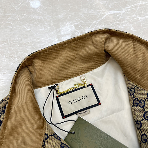 グッチ ジャケットスーパーコピー GUCCIダブルGジャカード·配色·ストライプジャケットコートとパッチワークストライプのジャケット