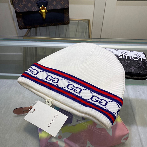 グッチ ニット帽子スーパーコピー  GUCCI 保温性とシンプルなエレガンス