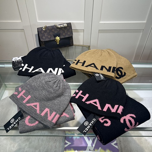 シャネル マフラー CHANELスーパーコピー クラシックなセット帽子 ,帽子＋マフラー一流の肌触り！ぽかぽかで超快適
