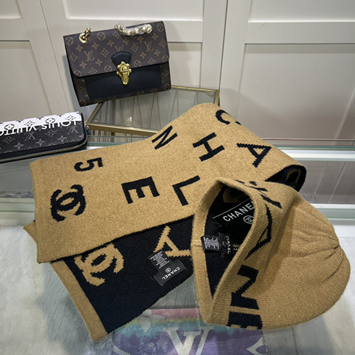 シャネル マフラー CHANELスーパーコピー クラシックなセット帽子 ,帽子＋マフラー一流の肌触り！ぽかぽかで超快適