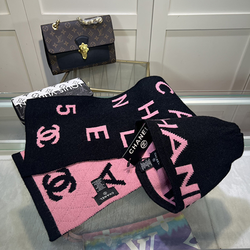 シャネル マフラー CHANELスーパーコピー クラシックなセット帽子 ,帽子＋マフラー一流の肌触り！ぽかぽかで超快適