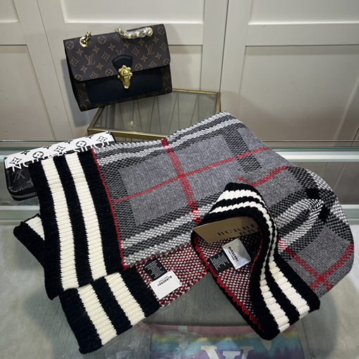 バーバリー セット帽子スーパーコピー  BURBERRY クラシックなセット帽子