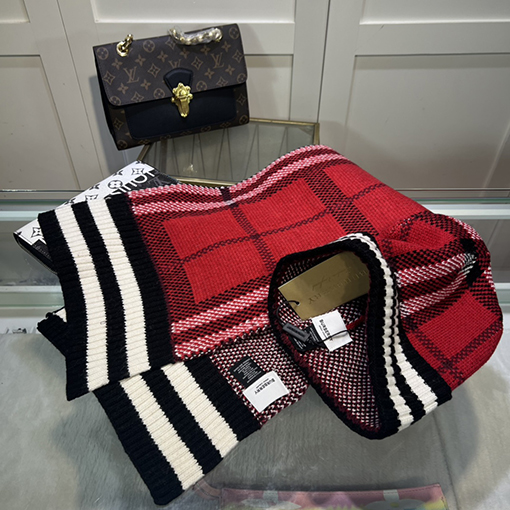 バーバリー セット帽子スーパーコピー  BURBERRY クラシックなセット帽子