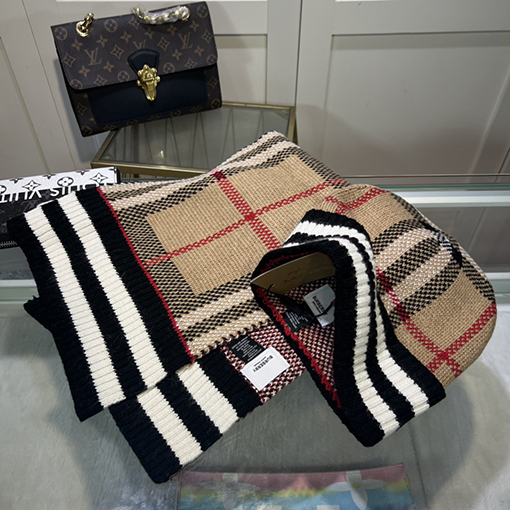 バーバリー セット帽子スーパーコピー  BURBERRY クラシックなセット帽子