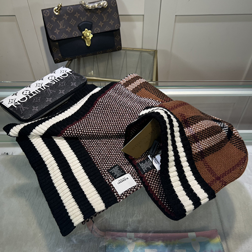 バーバリー セット帽子スーパーコピー  BURBERRY クラシックなセット帽子