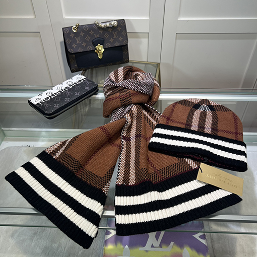 バーバリー セット帽子スーパーコピー  BURBERRY クラシックなセット帽子