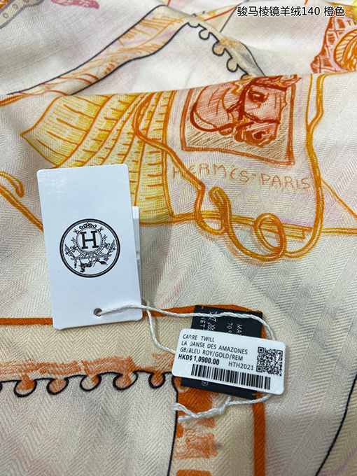 エルメス スカーフスーパーコピー  HERMES ジュンマリープリズムカシミアスカーフ - 両面同じ色のカシミアスカーフ、