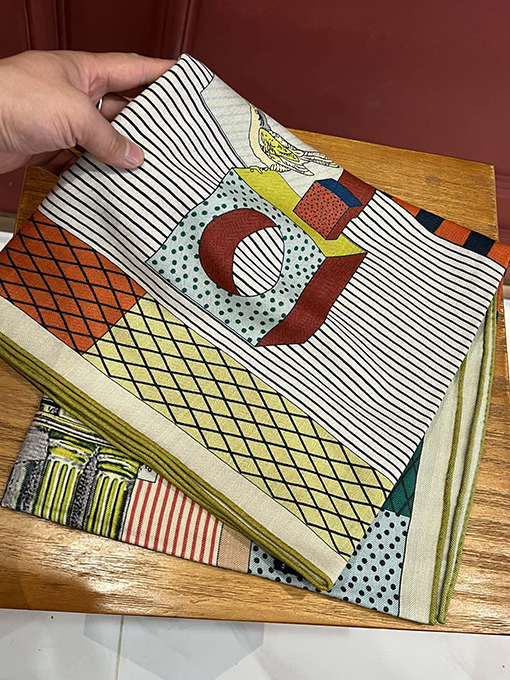 エルメス スカーフコピー  HERMES ジュンマリープリズムカシミアスカーフ