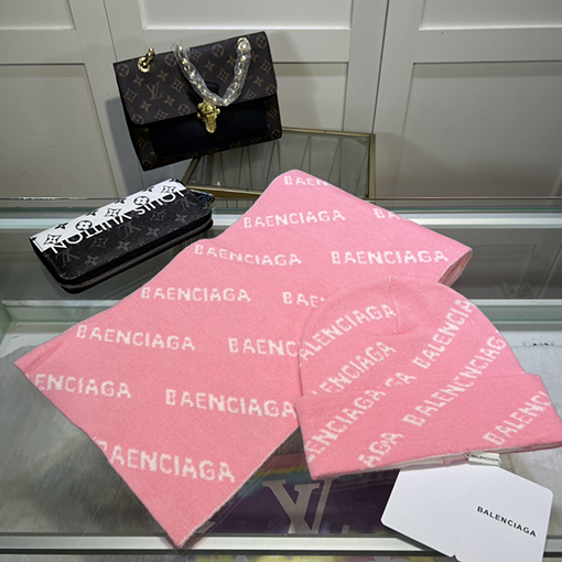 バレンシアガ　マフラースーパーコピー　　BALENCIAGAロゴプリント　帽子＋マフラーのセット