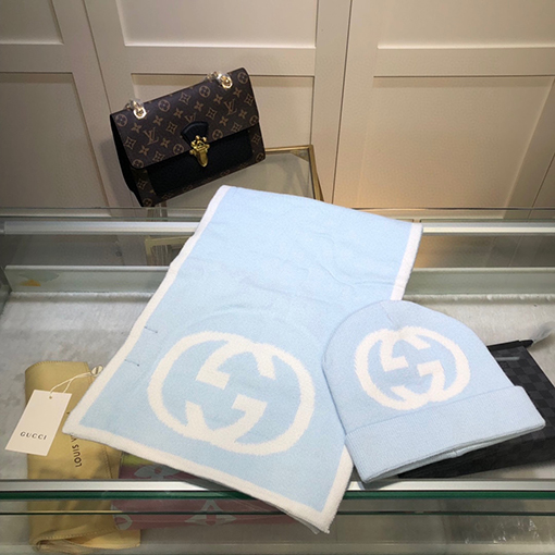 グッチ マフラースーパーコピー GUCCI ウールとカシミアのセットシリーズ 帽子＋マフラーのセット