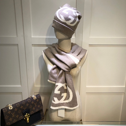 グッチ マフラースーパーコピー GUCCI ウールとカシミアのセットシリーズ 帽子＋マフラーのセット