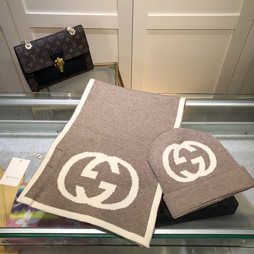 グッチ マフラースーパーコピー GUCCI ウールとカシミアのセットシリーズ 帽子＋マフラーのセット