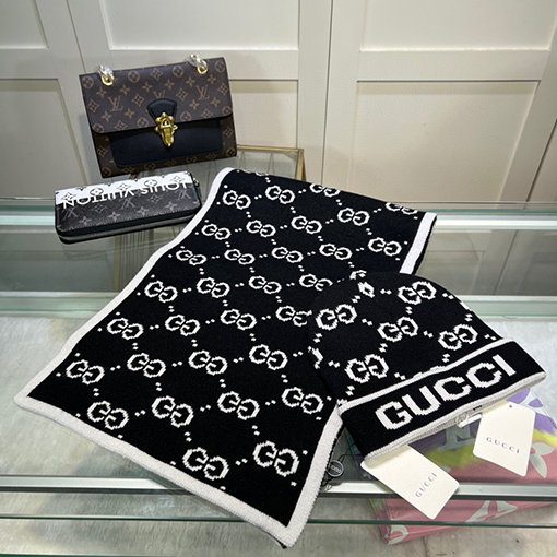 グッチ マフラーセット コピー GUCCI  クラシックなセット帽子！帽子＋スカーフ - 羊毛とウサギ毛の高品質！