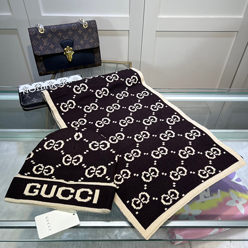 グッチ マフラーセット コピー GUCCI  クラシックなセット帽子！帽子＋スカーフ - 羊毛とウサギ毛の高品質！