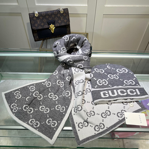 グッチ マフラーセット コピー GUCCI  クラシックなセット帽子！帽子＋スカーフ - 羊毛とウサギ毛の高品質！