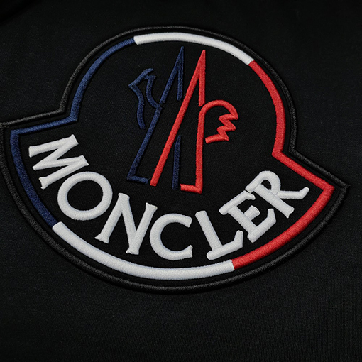 モンクレール スウェットTシャツ MONCLERスーパーコピー 刺繍入りラウンドネックスウェット 伝統的なデザインで温かさとスタイルを楽しもう。