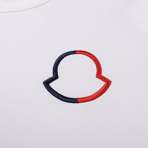 モンクレール スウェットTシャツMONCLER スーパーコピー 质朴な美しさを身にまといましょう