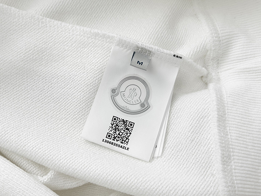 モンクレール スウェットTシャツで季節のトレンドに追随 - スタイリッシュなアップデート