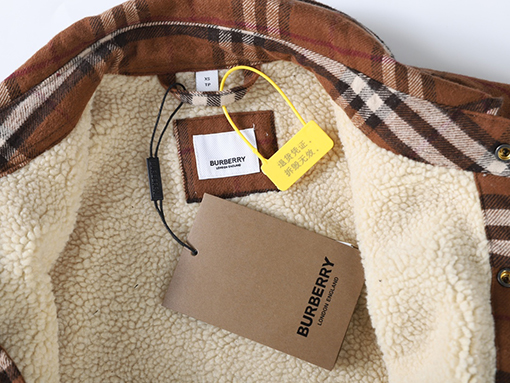バーバリーフリースジャケットスーパーコピー BURBERRYチェック柄 フリースジャケットアウター