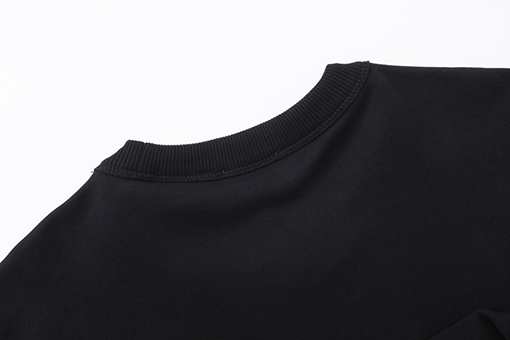 バーバリー スウェット長袖 Tシャツ スーパーコピー  BURBERRYロゴの入ったラウンドネックスウェット - スタイリッシュなアクセント