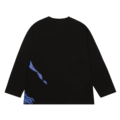 バーバリー長袖 Tシャツ コピー 立体的な戦馬デザインのルーズフィット長袖Tシャツ - くつろぎのスタイリッシュ感