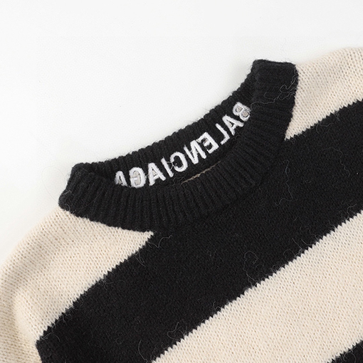 バレンシアガ セーター スーパーコピー BALENCIAGA 刺繍ロゴのモヘアニットセーター