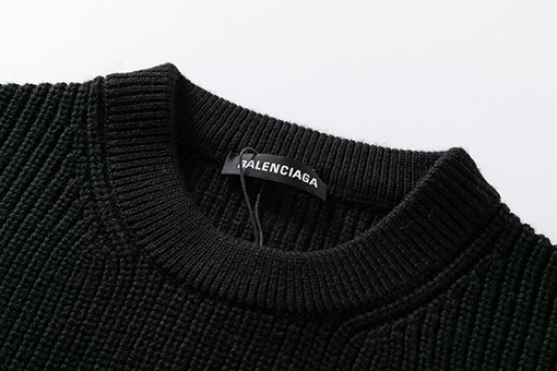 バレンシアガ セーター スーパーコピー BALENCIAGA ロゴ入りの380gのニットセーター