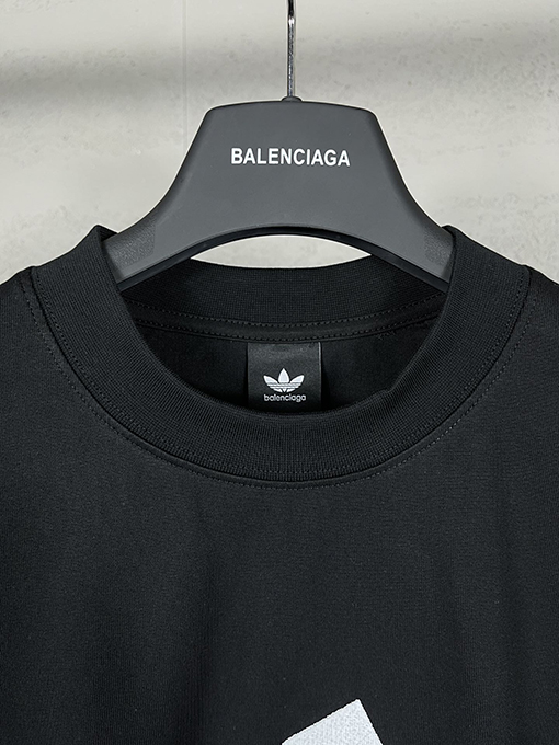 バレンシアガ x アディダス コラボ BALENCIAGA 長袖 Tシャツ スーパーコピー