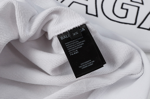 バレンシアガ パーカー  スーパーコピー   BALENCIAGA  袖に刺繍ロゴが施されたフーディー