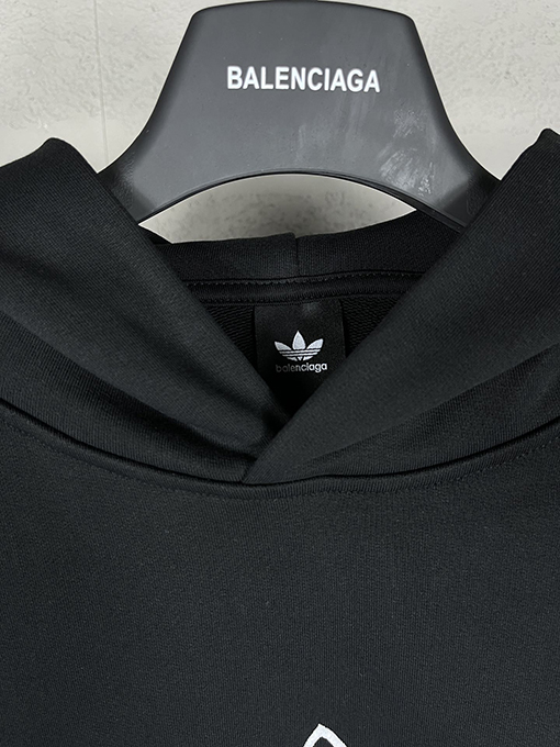 バレンシアガ x アディダス コラボ   パーカー  BALENCIAGA  スーパーコピー