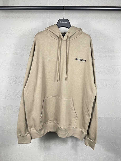バレンシアガ パーカー BALENCIAGA 前後にクラシックな文字プリントのフードつきスウェット