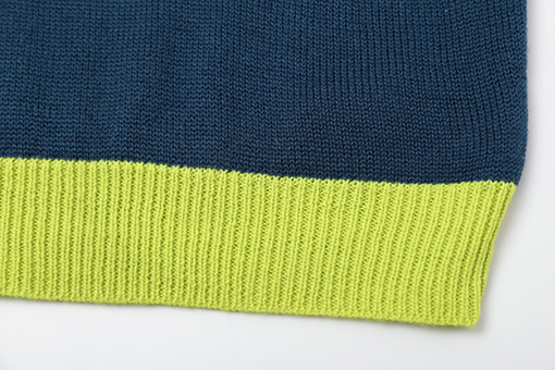 ルイヴィトン ニット セーター チェストの文字刺繍セーター