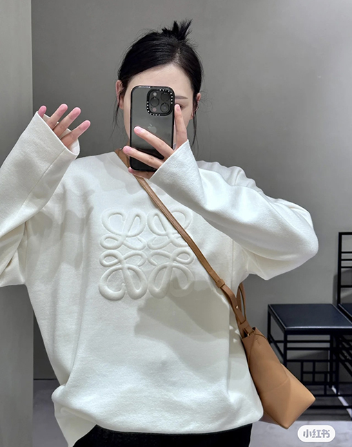 ロエベ ニット セータースーパーコピー LOEWE アナグラムロゴ圧縮編みセーター